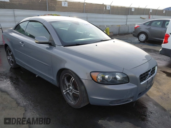 2007 Volvo C70 with VIN YV1MC68297J022644, listed as a IAAI auction lot 41401397 with 1 mi miles. Bid and sale history available at carsss.com. Image 1.