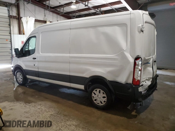 2022 Ford E-Transit Cargo z VIN 1FTBW9CK2NKA33103, wystawiony jako Copart lot #62696104 z przebiegiem 27 706 mil mil oraz Szkoda całkowita • Salvage title. Historia ofert i sprzedaży dostępna na DreamBid. Obrazek 2.