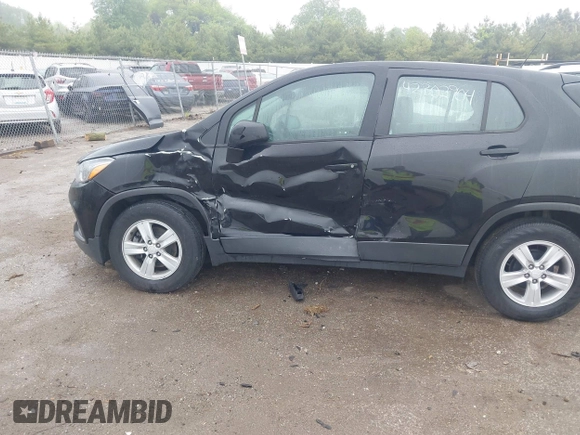 2020 Chevrolet Trax LS with VIN 3GNCJKSB8LL125797, listed as a IAAI auction lot 42302904 with 35,103 mi miles and . Bid and sale history available at DreamBid. Image 6.