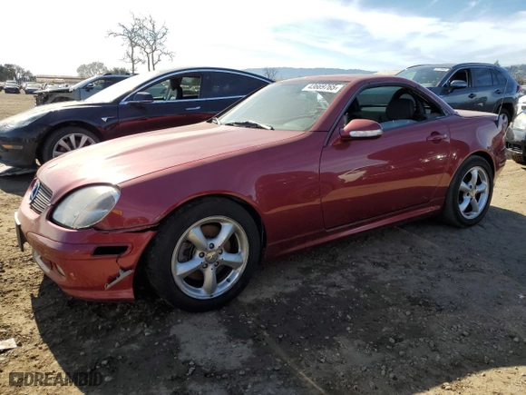 2001 Mercedes-Benz SLK-Class with VIN WDBKK65FX1F213795, listed as a Copart auction lot 43669765 with NaN miles and Salvage Title. Bid and sale history available at carsss.com. Image 1.