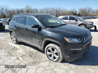 2018 Jeep Compass Altitude with VIN 3C4NJDBB4JT284021, listed as a Copart auction lot 48971345 with 87,559 mi miles and Salvage Title. Bid and sale history available at carsss.com. Image 4.