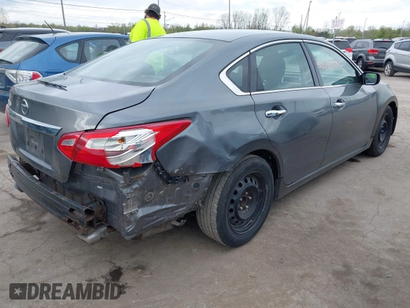 2016 Nissan Altima S with VIN 1N4AL3AP0GN355133, listed as a IAAI auction lot 42120141 with 172,007 mi miles and . Bid and sale history available at carsss.com. Image 4.