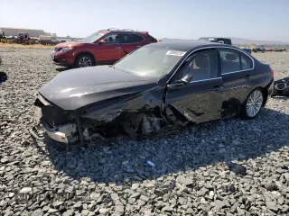 2013 BMW 3 Series 328i xDrive with VIN WBA3B5C54DF597780, listed as a Copart auction lot 60800255 with Not provided miles and Salvage title. Bid and sale history available at DreamBid. Image 1.