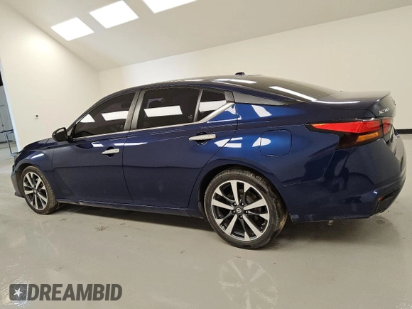 2019 Nissan Altima 2.5 S with VIN 1N4BL4BVXKC132187, listed as a Copart auction lot 50321545 with 119,650 mi miles and Clean Title. Bid and sale history available at carsss.com. Image 2.