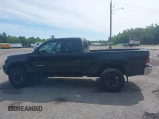 2010 Toyota Tacoma z VIN 5TEUU4EN4AZ743120, wystawiony jako IAAI lot #42342340 z przebiegiem 121 546 mil mil oraz . Historia ofert i sprzedaży dostępna na DreamBid. Obrazek 14.