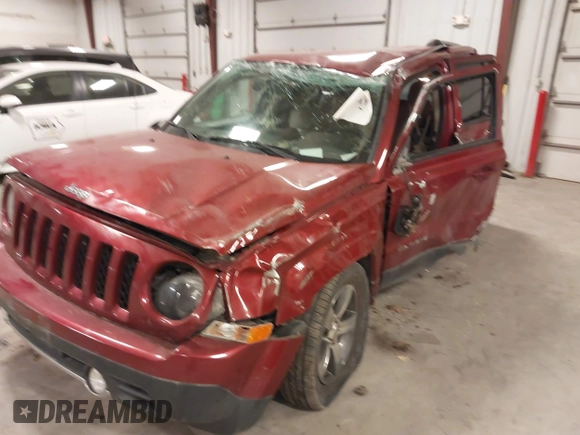2016 Jeep Patriot Latitude with VIN 1C4NJRFB3GD707032, listed as a IAAI auction lot 41562511 with 69,693 mi miles and . Bid and sale history available at DreamBid. Image 17.