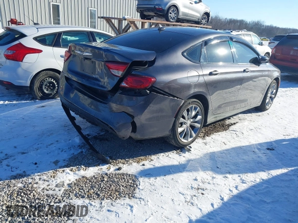 2015 Chrysler 200 S with VIN 1C3CCCBB7FN573949, listed as a IAAI auction lot 41314490 with 112,410 mi miles and . Bid and sale history available at DreamBid. Image 4.
