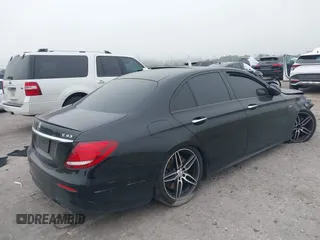 2018 Mercedes-Benz E-Class AMG E 43 with VIN WDDZF6EB3JA443828, listed as a IAAI auction lot 41877082 with 95,651 mi miles. Bid and sale history available at carsss.com. Image 4.