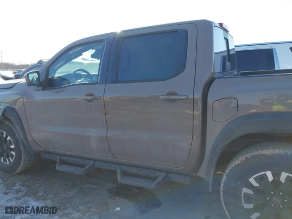 2024 Nissan Frontier PRO-4X with VIN 1N6ED1EK0RN645979, listed as a IAAI auction lot 41613465 with 19,241 mi miles. Bid and sale history available at carsss.com. Image 14.