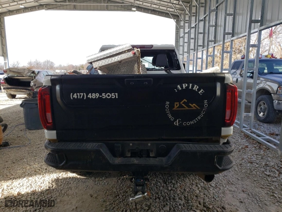 2022 GMC Sierra 2500HD AT4 with VIN 1GT49PEY5NF124185, listed as a Copart auction lot 83973154 with 96,404 mi miles and Salvage Title. Bid and sale history available at carsss.com. Image 6.