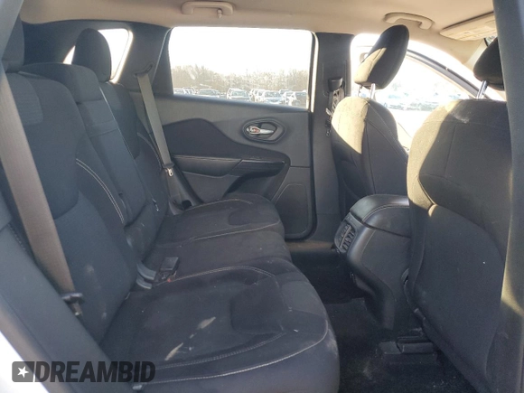2015 Jeep Cherokee Latitude with VIN 1C4PJLCB8FW525744, listed as a Copart auction lot 45420475 with 145,216 mi miles and Salvage Title. Bid and sale history available at carsss.com. Image 11.