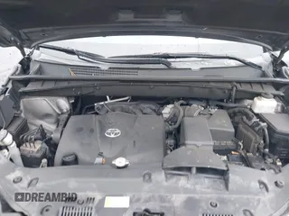 2019 Toyota Highlander SE with VIN 5TDJZRFH0KS722418, listed as a IAAI auction lot 42531509 with 64,369 mi miles and . Bid and sale history available at DreamBid. Image 10.