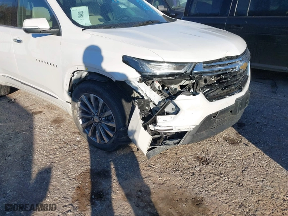 2023 Chevrolet Traverse Premier with VIN 1GNERKKW7PJ221230, listed as a IAAI auction lot 40876235 with 31,631 mi miles. Bid and sale history available at carsss.com. Image 6.
