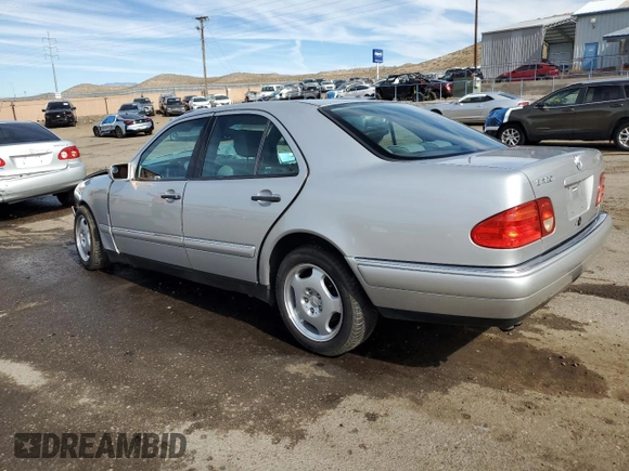 1997 Mercedes-Benz E-Class with VIN WDBJF72F7VA316668, listed as a Copart auction lot 75765424 with 54,106 mi miles and Salvage Title. Bid and sale history available at carsss.com. Image 2.