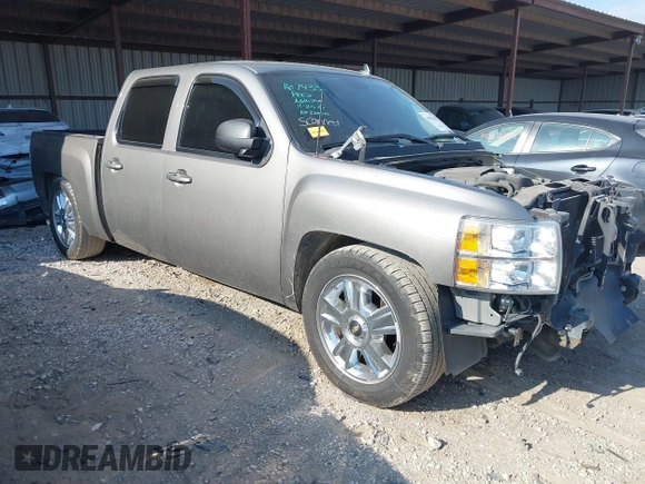2013 Chevrolet Silverado 1500 LT with VIN 3GCPCSE08DG283985, listed as a IAAI auction lot 40983482 with 118,615 mi miles and . Bid and sale history available at DreamBid. Image 1.
