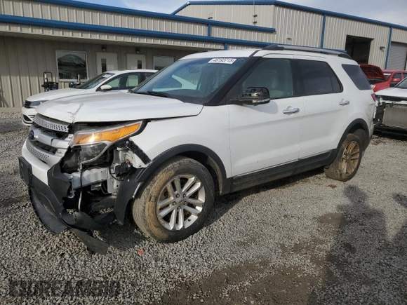 2014 Ford Explorer XLT with VIN 1FM5K8D83EGC02825, listed as a Copart auction lot 46193715 with 110,242 mi miles and Salvage Title. Bid and sale history available at carsss.com. Image 1.