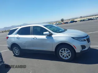 2022 Chevrolet Equinox LT with VIN 2GNAXTEV0N6134115, listed as a IAAI auction lot 41989096 with 118,688 mi miles. Bid and sale history available at carsss.com. Image 13.