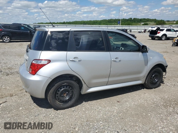 2006 Scion xA z VIN JTKKT624960165579, wystawiony jako Copart lot #55891475 z przebiegiem 81 165 mil mil oraz Szkoda całkowita • Salvage title. Historia ofert i sprzedaży dostępna na DreamBid. Obrazek 3.