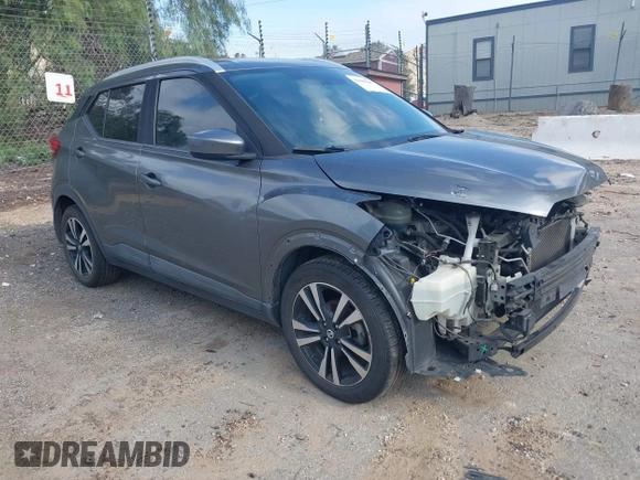 2019 Nissan Kicks SR with VIN 3N1CP5CU9KL483310, listed as a IAAI auction lot 41885087 with 128,055 mi miles. Bid and sale history available at carsss.com. Image 1.