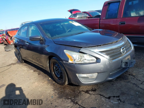 2013 Nissan Altima SV with VIN 1N4AL3AP6DC199929, listed as a IAAI auction lot 42019830 with 187,392 mi miles and . Bid and sale history available at carsss.com. Image 1.