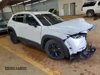 2025 Mazda CX-50 S Preferred z VIN 7MMVABBM8SN318498, wystawiony jako Copart lot #56998245 z przebiegiem Nie podano mil oraz Szkody całkowita. Historia ofert i sprzedaży dostępna na DreamBid. Obrazek 4.