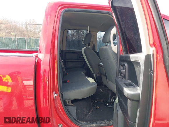 2018 Ram 1500 Tradesman с VIN 1C6RR7FTXJS103625, выставлен на аукционе IAAI как лот 41951198 с пробегом 175 047 миль миль и . История ставок и продаж доступна на DreamBid. Изображение 8.