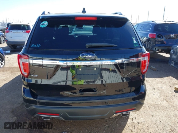 2018 Ford Explorer XLT z VIN 1FM5K7D85JGA67237, wystawiony jako IAAI lot #41408927 z przebiegiem 104 071 mil mil oraz . Historia ofert i sprzedaży dostępna na DreamBid. Obrazek 16.