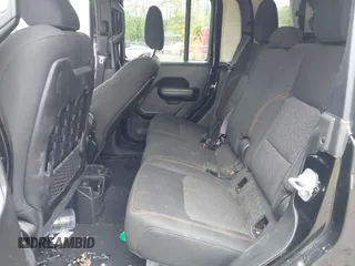2021 Jeep Gladiator Mojave z VIN 1C6JJTEG9ML605638, wystawiony jako IAAI lot #40302253 z przebiegiem 32 019 mil mil oraz . Historia ofert i sprzedaży dostępna na DreamBid. Obrazek 8.