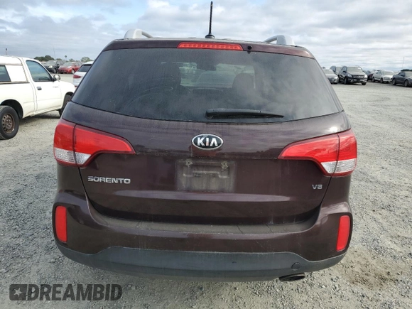 2015 Kia Sorento LX with VIN 5XYKTDA79FG601302, listed as a Copart auction lot 54741975 with 161,713 mi miles and Clean Title. Bid and sale history available at carsss.com. Image 6.