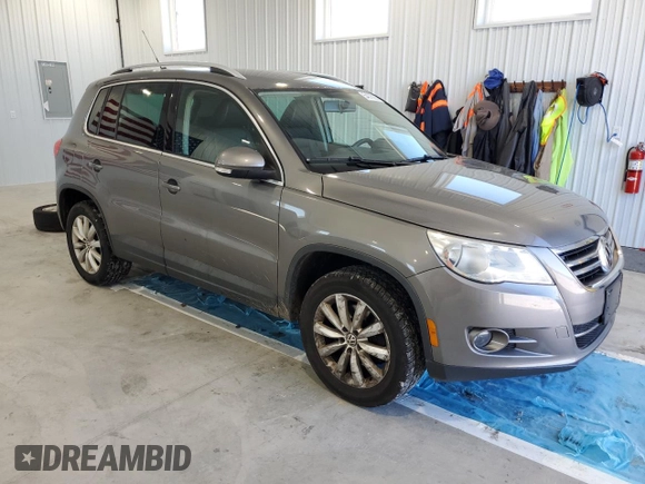 2011 Volkswagen Tiguan SE with VIN WVGBV7AXXBW544449, listed as a Copart auction lot 54678055 with 159,243 mi miles and Salvage Title. Bid and sale history available at DreamBid. Image 4.