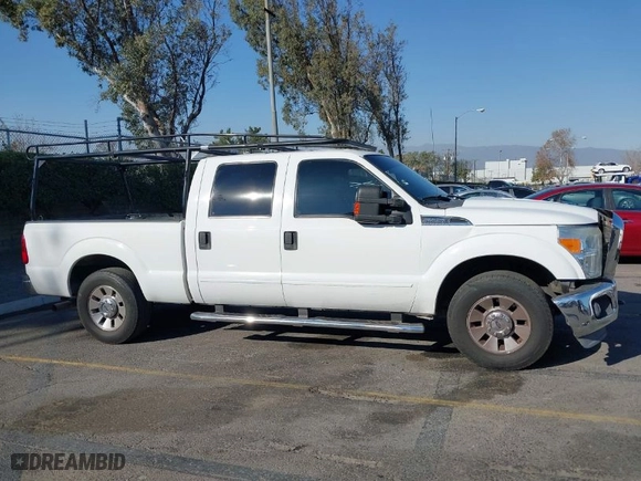 2013 Ford Super Duty F-250 SRW XL with VIN 1FT7W2A62DEB87844, listed as a IAAI auction lot 41308125 with 194,058 mi miles. Bid and sale history available at carsss.com. Image 13.