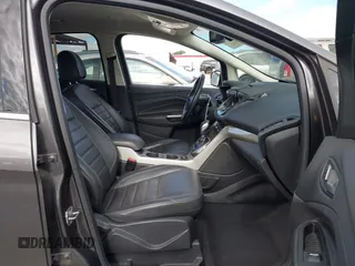 2016 Ford C-Max SEL z VIN 1FADP5CU4GL101968, wystawiony jako IAAI lot #42255922 z przebiegiem 165 358 mil mil oraz . Historia ofert i sprzedaży dostępna na DreamBid. Obrazek 5.