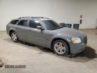 2005 Dodge Magnum RT z VIN 2D8GV58295H164807, wystawiony jako Copart lot #71181384 z przebiegiem Nie podano mil oraz Szkoda całkowita • Salvage title. Historia ofert i sprzedaży dostępna na DreamBid. Obrazek 4.