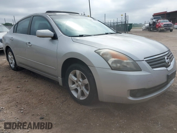 2007 Nissan Altima S with VIN 1N4AL21E57C231315, listed as a IAAI auction lot 42090218 with 200,150 mi miles and . Bid and sale history available at DreamBid. Image 1.
