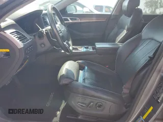 2016 Hyundai Genesis 3.8L z VIN KMHGN4JE2GU139062, wystawiony jako Copart lot #53824075 z przebiegiem 159 592 mil mil oraz Nie do naprawy • Non repairable. Historia ofert i sprzedaży dostępna na DreamBid. Obrazek 7.