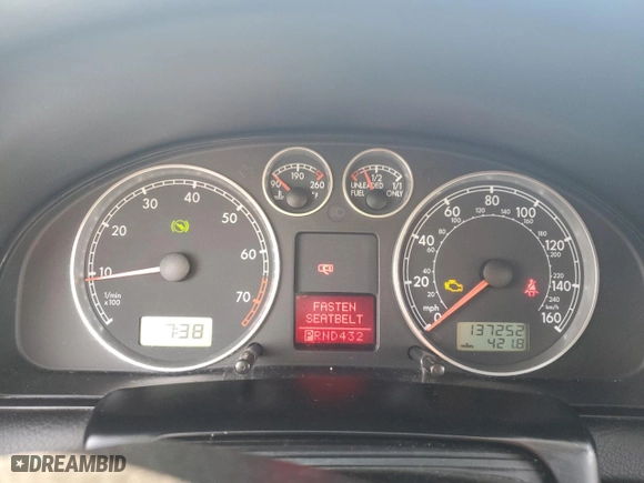 2001 Volkswagen New Passat GLS with VIN WVWPD63B41P274006, listed as a Copart auction lot 75019534 with 137252 miles and Salvage Title. Bid and sale history available at carsss.com. Image 9.