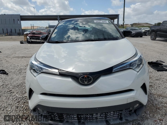 2019 Toyota C-HR XLE with VIN NMTKHMBX4KR100572, listed as a Copart auction lot 54371845 with 42,917 mi miles and Salvage Title. Bid and sale history available at DreamBid. Image 5.