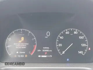2025 Honda Odyssey Touring с VIN 5FNRL6H89SB014432, выставлен на аукционе IAAI как лот 41893957 с пробегом 3 082 миль миль и . История ставок и продаж доступна на DreamBid. Изображение 7.