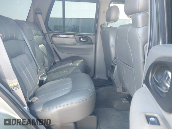 2003 GMC Envoy SLT with VIN 1GKDT13S932373739, listed as a IAAI auction lot 42122017 with 155,963 mi miles. Bid and sale history available at carsss.com. Image 8.
