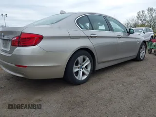 2013 BMW 5 Series 528i xDrive with VIN WBAXH5C54DD109052, listed as a IAAI auction lot 42054381 with 145,931 mi miles. Bid and sale history available at carsss.com. Image 4.