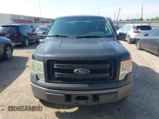 2014 Ford F-150 XL with VIN 1FTFX1CF8EFB46470, listed as a IAAI auction lot 42189447 with 135,285 mi miles. Bid and sale history available at carsss.com. Image 12.