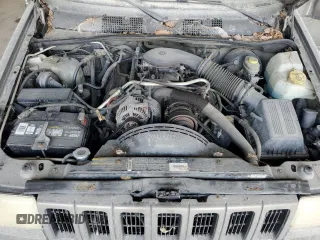 1998 Jeep Grand Cherokee Limited with VIN 1J4GZ78Y8WC285670, listed as a Copart auction lot 70213044 with 128,382 mi miles and Clean Title. Bid and sale history available at carsss.com. Image 12.