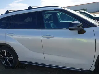 2022 Toyota Highlander XSE с VIN 5TDLZRAH1NS139084, выставлен на аукционе IAAI как лот 42497137 с пробегом 57 074 миль миль и . История ставок и продаж доступна на DreamBid. Изображение 13.