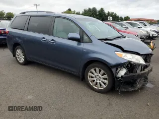 2017 Toyota Sienna XLE with VIN 5TDDZ3DC8HS166630, listed as a Copart auction lot 63404205 with 93,018 mi miles and Salvage title. Bid and sale history available at DreamBid. Image 4.
