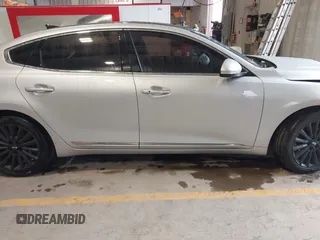2017 Kia Cadenza Premium z VIN KNALC4J12H5089486, wystawiony jako IAAI lot #41437774 z przebiegiem 91 024 mil mil oraz . Historia ofert i sprzedaży dostępna na DreamBid. Obrazek 13.