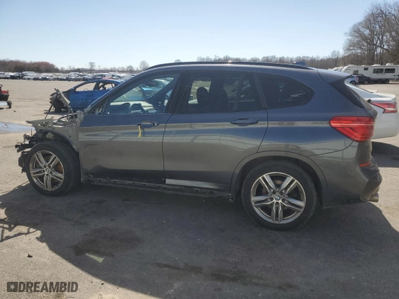 2020 BMW X1 xDrive28i with VIN WBXJG9C07L5P40266, listed as a Copart auction lot 50321565 with 111,540 mi miles and Salvage Title. Bid and sale history available at carsss.com. Image 2.