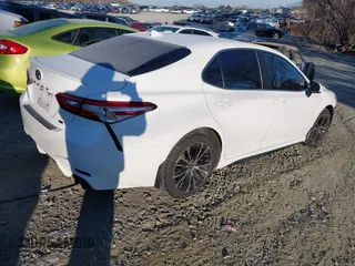 2020 Toyota Camry SE z VIN 4T1G11AK9LU997770, wystawiony jako IAAI lot #41397948 z przebiegiem 97 338 mil mil oraz . Historia ofert i sprzedaży dostępna na DreamBid. Obrazek 4.
