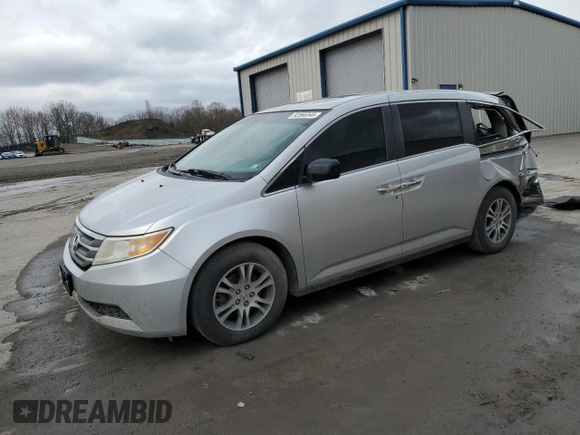 2011 Honda Odyssey EX-L with VIN 5FNRL5H63BB098661, listed as a Copart auction lot 52566345 with 177,071 mi miles and Salvage Title. Bid and sale history available at DreamBid. Image 1.