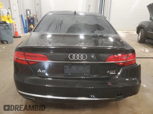 2015 Audi A8 4.0T z VIN WAUJ2AFD5FN009882, wystawiony jako Copart lot #84222704 z przebiegiem 56 118 mil mil oraz Czysty tytuł • Clean title. Historia ofert i sprzedaży dostępna na DreamBid. Obrazek 6.