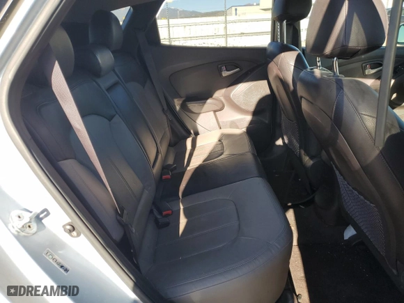 2012 Hyundai Tucson Limited with VIN KM8JU3AC3CU512217, listed as a Copart auction lot 49968705 with 208,742 mi miles and Clean Title. Bid and sale history available at carsss.com. Image 10.